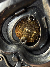 Load image into Gallery viewer, Vintage Herz Anhänger Granat 835 Silber vergoldet Liebe Tracht