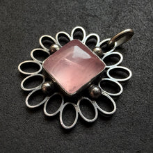 Load image into Gallery viewer, Vintage Modernismus Anhänger Sterling Silber 925 Adolf Regelmann Rosenquarz