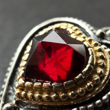 Load image into Gallery viewer, Vintage Herz Anhänger Granat 835 Silber Liebe Tracht