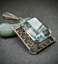 Lade das Bild in den Galerie-Viewer, Art Deco Jugendstil Anhänger Silber 835 blauer Stein