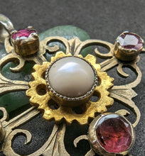 Lade das Bild in den Galerie-Viewer, Antiker Anhänger min 750 Silber Naturperlen Almandin Granat alt c. 1820