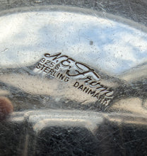 Lade das Bild in den Galerie-Viewer, Vintage Designer Anhänger Niels Erik From NE From Danmark 925 Sterling Silber Bernstein