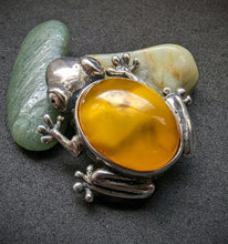 Lade das Bild in den Galerie-Viewer, Vintage Frosch Brosche Sterling Silber 925 Butterscotch Bernstein