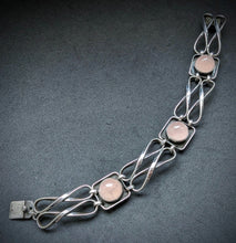 Lade das Bild in den Galerie-Viewer, Altes Designer Armband 835 Silber Rosenquarz
