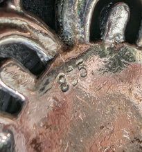 Lade das Bild in den Galerie-Viewer, Vintage Ohrringe 835 Silber Rhodochrosit Tracht alt