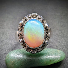 Lade das Bild in den Galerie-Viewer, Art Deco Jugendstil Ring Silber 900 Opal Perle französische Lilie