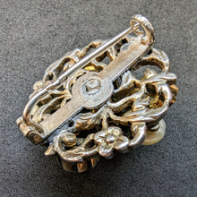 Lade das Bild in den Galerie-Viewer, Knopf Brosche min. 750 Silber Almandin Granat Naturperle Perle alt antik c. 1800 S