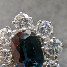 Lade das Bild in den Galerie-Viewer, Entourage Ring 585 Gold Wien blauer Saphir 1,1 Carat Diamant 1 Carat RG 52 S