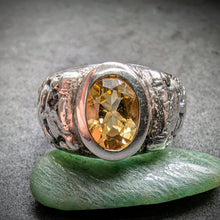 Lade das Bild in den Galerie-Viewer, Jugendstil Ring Silber 935 Citrin Handarbeit Satyr Pan Faun alt antik c. 1910 RG 64