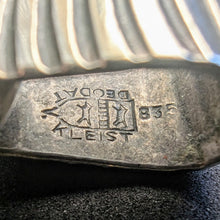 Lade das Bild in den Galerie-Viewer, Vintage Designer Anhänger Worpswede Deodat von Kleist 835 Silber