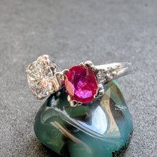 Lade das Bild in den Galerie-Viewer, Toi et Moi Ring 14k 585 Gold Rubin 0,50 Ct Diamant 0,60 Ct antik c. 1920 RG 52