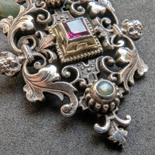 Load image into Gallery viewer, Neorenaissance Silber Anhänger Hermann Bauer Schwäbisch Gmünd Perle antik 1883 S