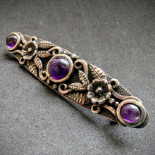 Lade das Bild in den Galerie-Viewer, Vintage Designer Brosche 835 Silber Amethyst floral Blumen alt