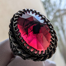 Load image into Gallery viewer, Vintage Tracht Ring 835 Silber facettierter XL Granat alt RG 62 S