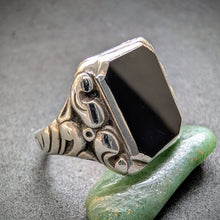 Lade das Bild in den Galerie-Viewer, Jugendstil Designer Ring 800 Silber Onyx Herrenring alt antik c. 1920 RG 65 S