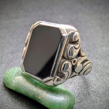 Lade das Bild in den Galerie-Viewer, Jugendstil Designer Ring 800 Silber Onyx Herrenring alt antik c. 1920 RG 65 S