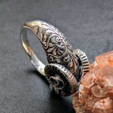 Lade das Bild in den Galerie-Viewer, Vintage Widder Ring 925 Silber Silberschmiedearbeit etruskischer Stil RG 59 S