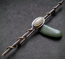 Load image into Gallery viewer, Vintage Designer Stab Brosche Silber 14k 585 Gold Opal Silberschmiedearbeit S