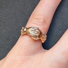 Load image into Gallery viewer, Claddagh Ring 18k 750 Gold movable heart love friendship old c. 1920 RG 49/50 S