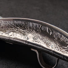 Lade das Bild in den Galerie-Viewer, Moderner Designer Anhänger Sterling Silber 925 Perlmutt Silberschmiedearbeit