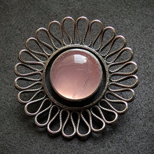 Lade das Bild in den Galerie-Viewer, Vintage Brosche Gustav Hauber 835 Silber Rosenquarz Midcentury alt c. 1950 S