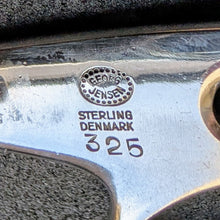 Lade das Bild in den Galerie-Viewer, Vintage Brosche Georg Jensen 325 Henning Koppel Sterling Silber 925 Denmark S