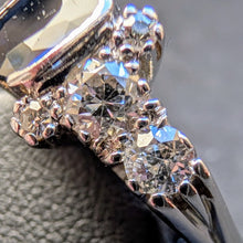 Lade das Bild in den Galerie-Viewer, Art Deco Ring 750 Gold Wien blauer Saphir 1 Ct Diamanten 0,80 Ct RG 52/53 S