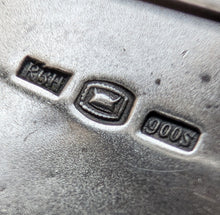 Lade das Bild in den Galerie-Viewer, Jugendstil Brosche 900 Silber RBH Rasmus Björn Halvordersen Perlmutt alt antik c. 1920