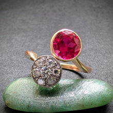 Lade das Bild in den Galerie-Viewer, Art Deco Ring Toi et Moi 585 Gold Diamant Rubin alt antik c. 1920 RG 52 S