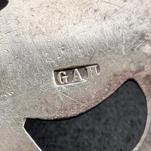 Lade das Bild in den Galerie-Viewer, Jugendstil Anhänger 830 Silber GAH Georg Albert Halling Bernstein antik c 1920 S