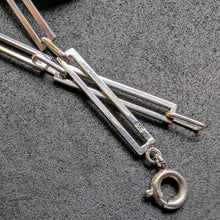 Lade das Bild in den Galerie-Viewer, Vintage Collier 835 Silber Tigerauge Silberschmiedearbeit Kette alt S