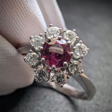 Lade das Bild in den Galerie-Viewer, Entourage Ring 585 Gold pink lila rot Saphir 0,75 Ct Diamant 0,56 Ct RG 63/64 S