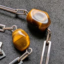 Lade das Bild in den Galerie-Viewer, Vintage Collier 835 Silber Tigerauge Silberschmiedearbeit Kette alt S