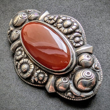 Lade das Bild in den Galerie-Viewer, Jugendstil Brosche 800 Silber Karneol alt antik c. 1920 S