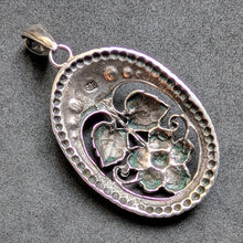 Lade das Bild in den Galerie-Viewer, Jugendstil Designer Anhänger 800 Silber Amethyst Handarbeit alt antik c. 1910 S