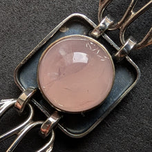 Lade das Bild in den Galerie-Viewer, Vintage Midcentury Armband 835 Silber Rosenquarz alt c. 1950 S