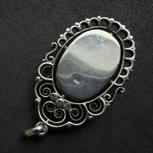 Load image into Gallery viewer, Jugendstil Anhänger 800 Silber Perlmutt Markasit alt antik c. 1920
