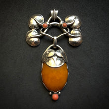 Load image into Gallery viewer, Jugendstil Anhänger Kay Bojesen KBS Skonvirke 826 Silber Bernstein Koralle antik c. 1913
