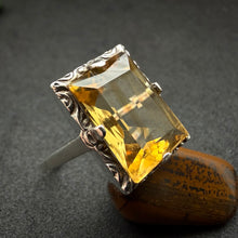 Lade das Bild in den Galerie-Viewer, Art Deco Ring 835 Silber Citrin alt antik c. 1920 RG 53
