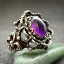 Load image into Gallery viewer, Vintage Tracht Ring 835 Silber Amethyst BAS RG 54
