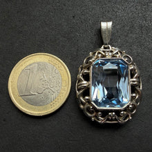 Load image into Gallery viewer, Art Deco Anhänger 830 Silber Spinell blau Handarbeit alt antik c. 1920
