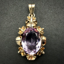 Lade das Bild in den Galerie-Viewer, Jugendstil Anhänger 935 Silber vergoldet Amethyst alt antik c. 1920
