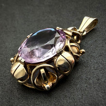 Lade das Bild in den Galerie-Viewer, Jugendstil Anhänger 935 Silber vergoldet Amethyst alt antik c. 1920
