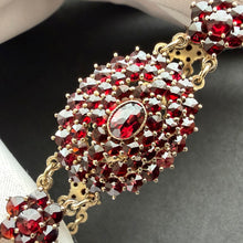 Load image into Gallery viewer, Vintage Granat Armband 900 Silber vergoldet Handarbeit Tracht
