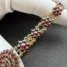 Load image into Gallery viewer, Vintage Granat Armband 900 Silber vergoldet Handarbeit Tracht
