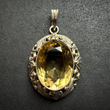 Load image into Gallery viewer, Jugendstil Anhänger 935 Silber Citrin gelb alt antik c. 1920
