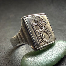 Lade das Bild in den Galerie-Viewer, Jugendstil Monogramm Ring Silber SF FS alt antik c. 1920 RG 59
