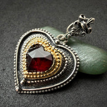 Load image into Gallery viewer, Vintage Herz Anhänger Granat 835 Silber Liebe Tracht
