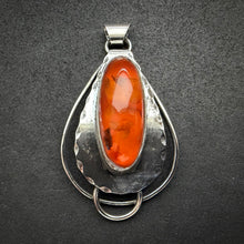Load image into Gallery viewer, Vintage Anhänger Sterling Silber 925 Adolf Regelmann Bernstein
