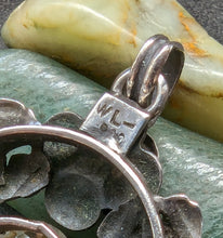 Lade das Bild in den Galerie-Viewer, Jugendstil Anhänger Silber 900 WL Citrin Blume alt antik ca. 1920
